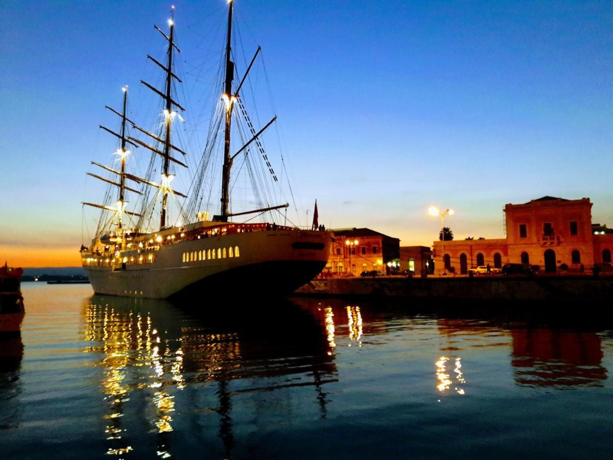 Elegante Appartamento In Palazzo Storico Ortigia Syracuse Eksteriør bilde